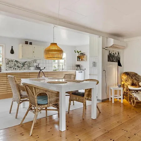 2 Bedroom Awesome In