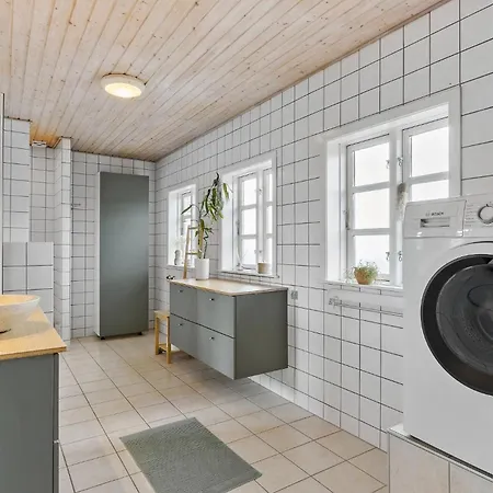 2 Bedroom Awesome In * Otterup